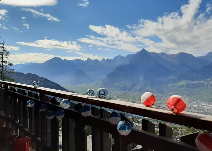 The Fox's Family - * Veysonnaz